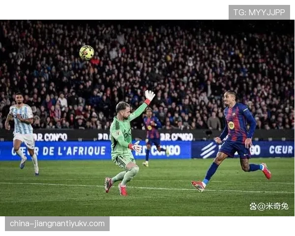 巴萨的引援策略，是补强还是妥协？