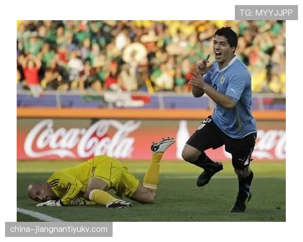 努涅斯 vs 苏亚雷斯：乌拉圭中锋的传承与断层分析