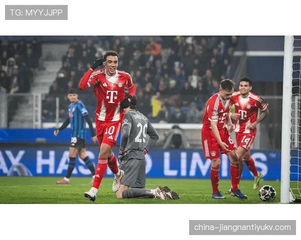 拜仁慕尼黑比赛方式由压制转为拉锯，战术调整对争冠形势产生影响